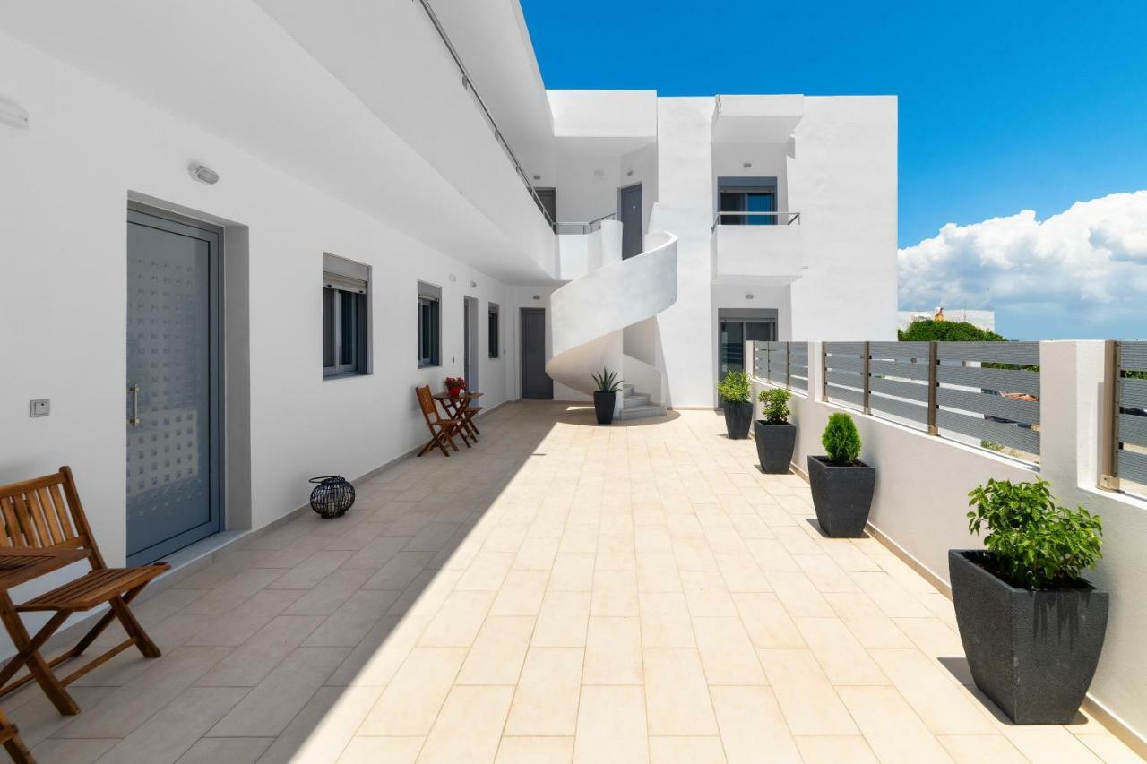 Ble Azzure Apartment Gennadi Bagian luar foto