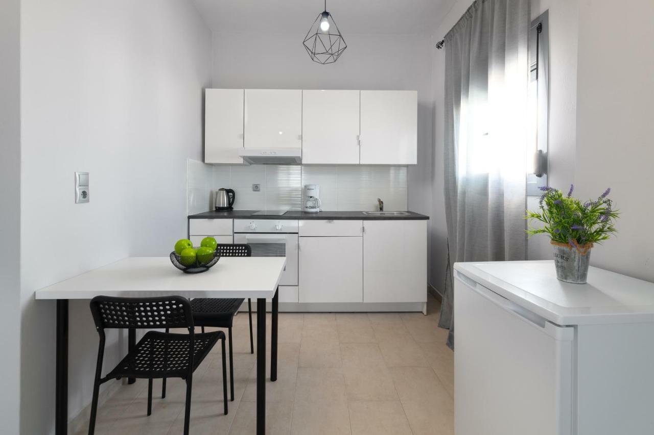 Ble Azzure Apartment Gennadi Bagian luar foto