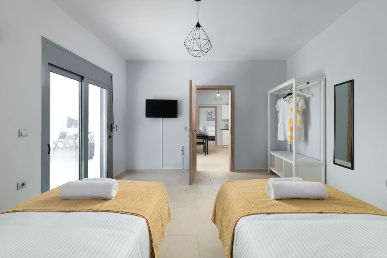 Ble Azzure Apartment Gennadi Bagian luar foto